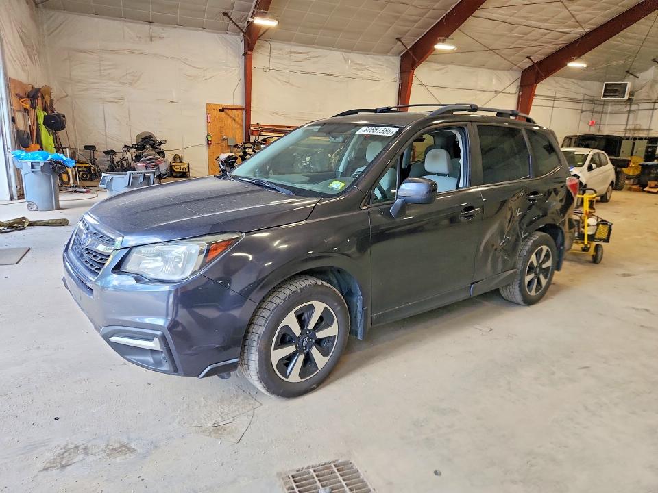 SUBARU FORESTER 2017 with VIN JF2SJAECXHG804275 - Photo from auction