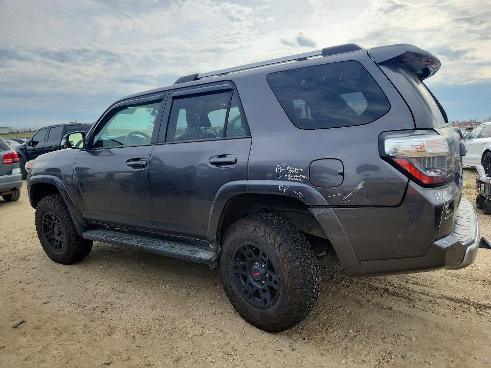 Photo 2 from auction – 2016 TOYOTA 4RUNNER with VIN JTEBU5JR6G5373303