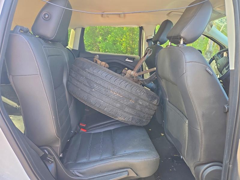 Photo 10 from auction – 2019 FORD ESCAPE with VIN 1FMCU9HD9KUC39129