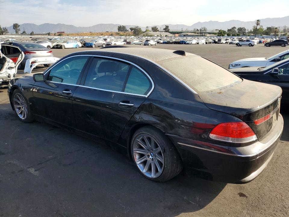 Photo 2 from auction – 2005 BMW 745 with VIN WBAGN63535DS58990