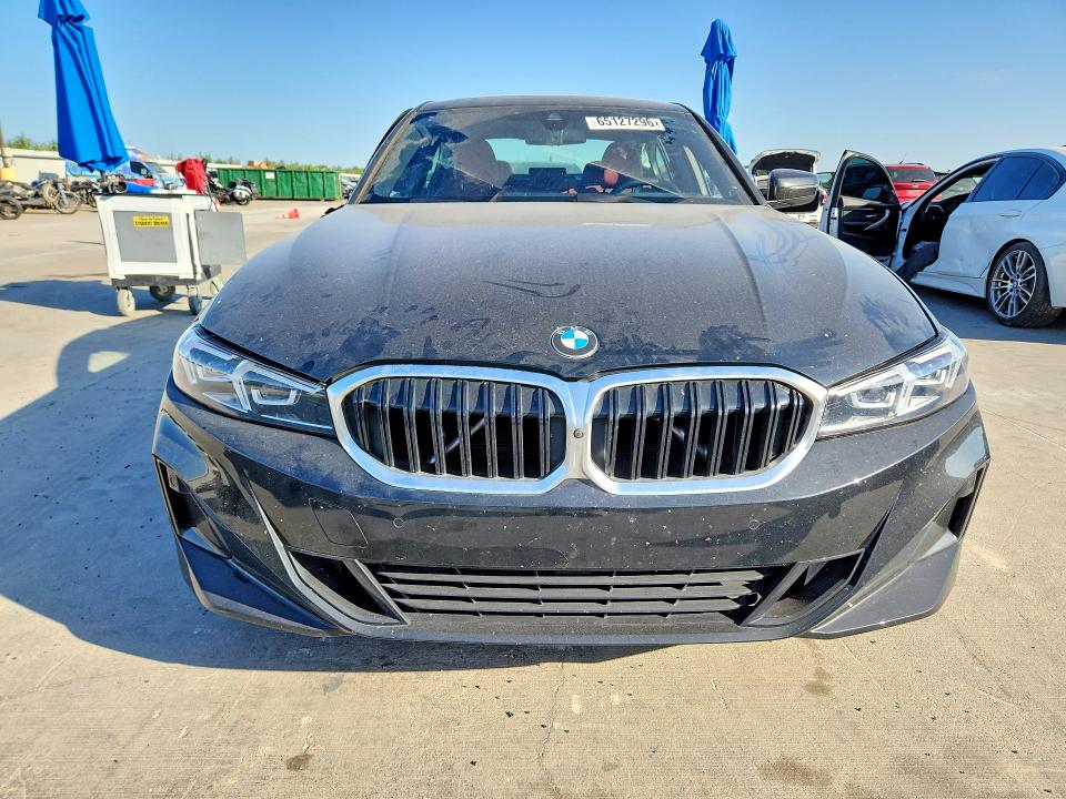 Photo 5 from auction – 2025 BMW 330I with VIN 3MW69CW06S8F29855