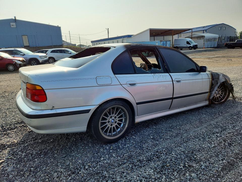 Photo 3 from auction – 2000 BMW 540 with VIN WBADN5343YGC95614