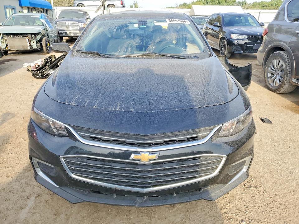Photo 5 from auction – 2018 CHEVROLET MALIBU with VIN 1G1ZD5STXJF140032