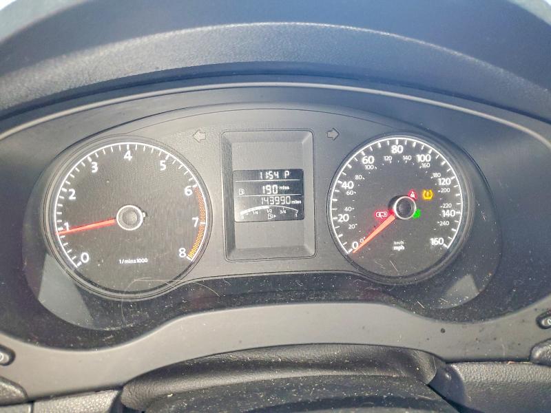 Photo 9 from auction – 2013 VOLKSWAGEN JETTA with VIN 3VW2K7AJ4DM266334