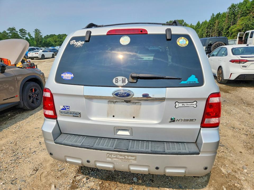 Photo 6 from auction – 2010 FORD ESCAPE with VIN 1FMCU4K34AKA64396