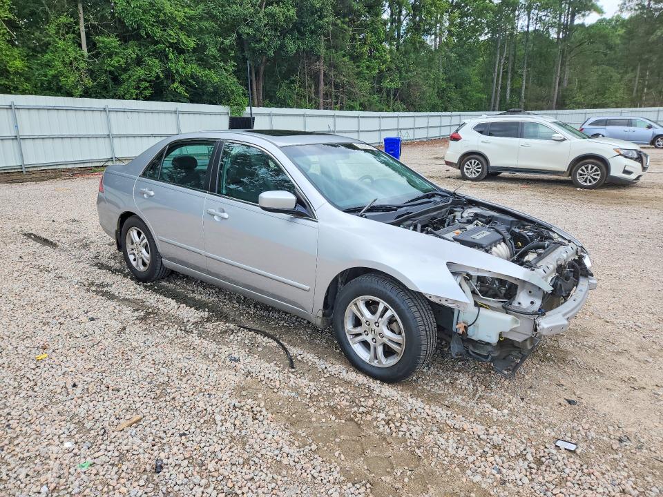 Photo 4 from auction – 2007 HONDA ACCORD with VIN 1HGCM568X7A079176
