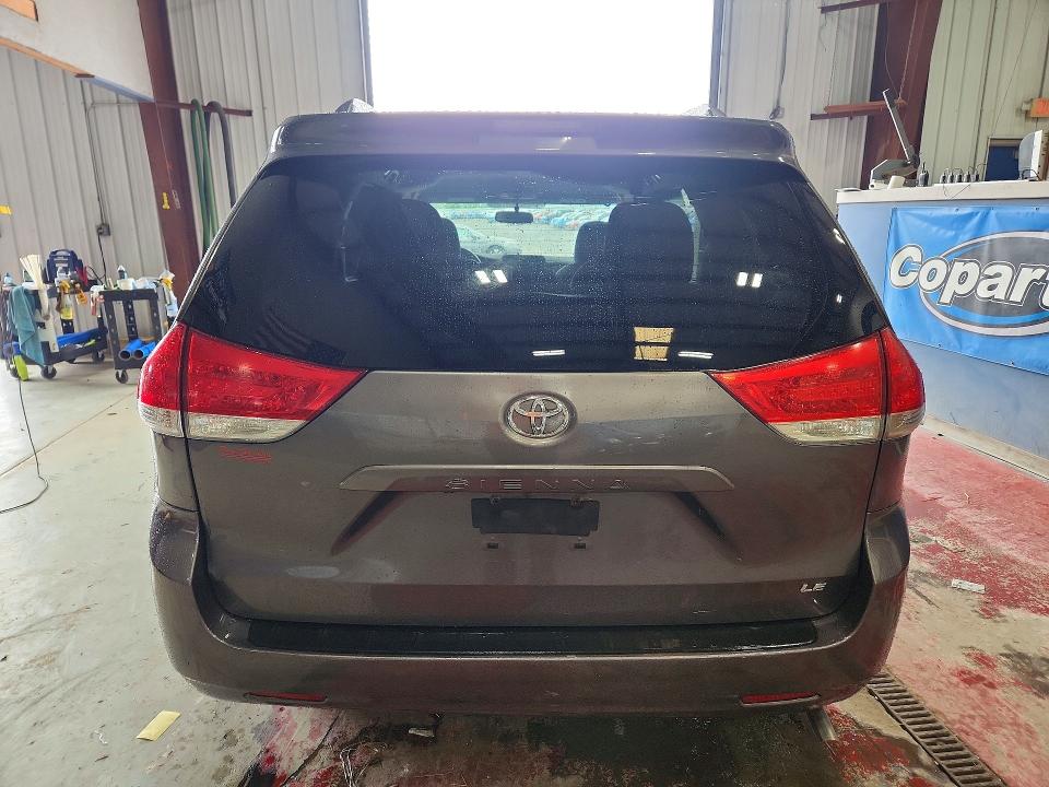 Photo 6 from auction – 2011 TOYOTA SIENNA with VIN 5TDKK3DC7BS060656