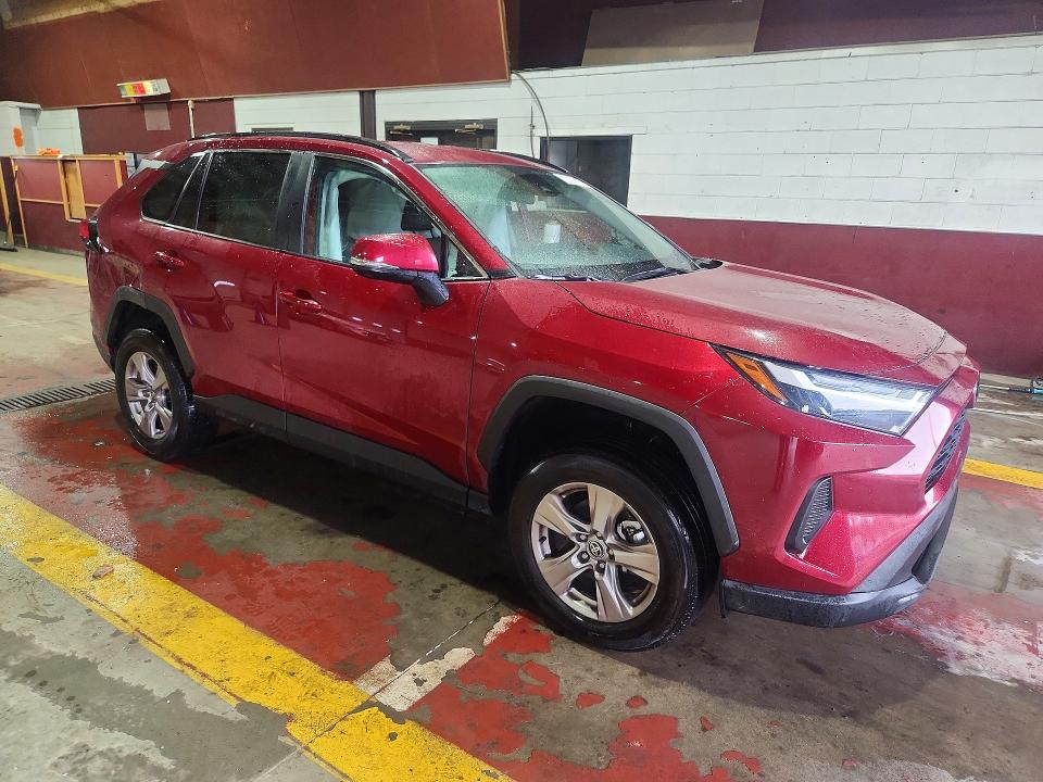 Photo 4 from auction – 2025 TOYOTA RAV4 with VIN 2T3P1RFVXSW508204