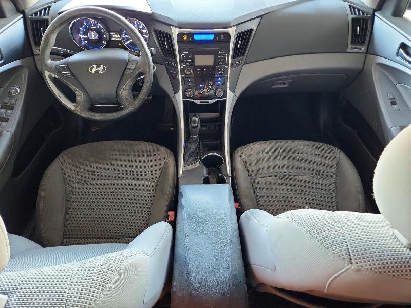 Photo 8 from auction – 2011 HYUNDAI SONATA with VIN 5NPEB4AC8BH124457
