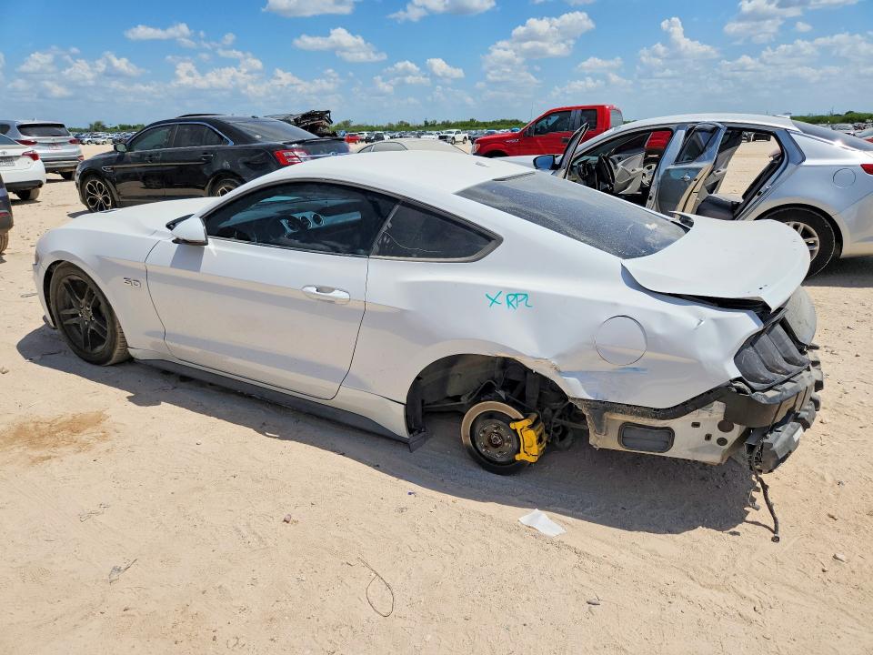 Photo 2 from auction – 2020 FORD MUSTANG with VIN 1FA6P8CF6L5134819