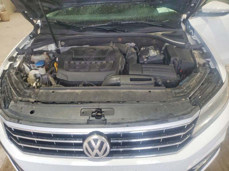Photo 11 from auction – 2018 VOLKSWAGEN PASSAT with VIN 1VWBA7A36JC021889