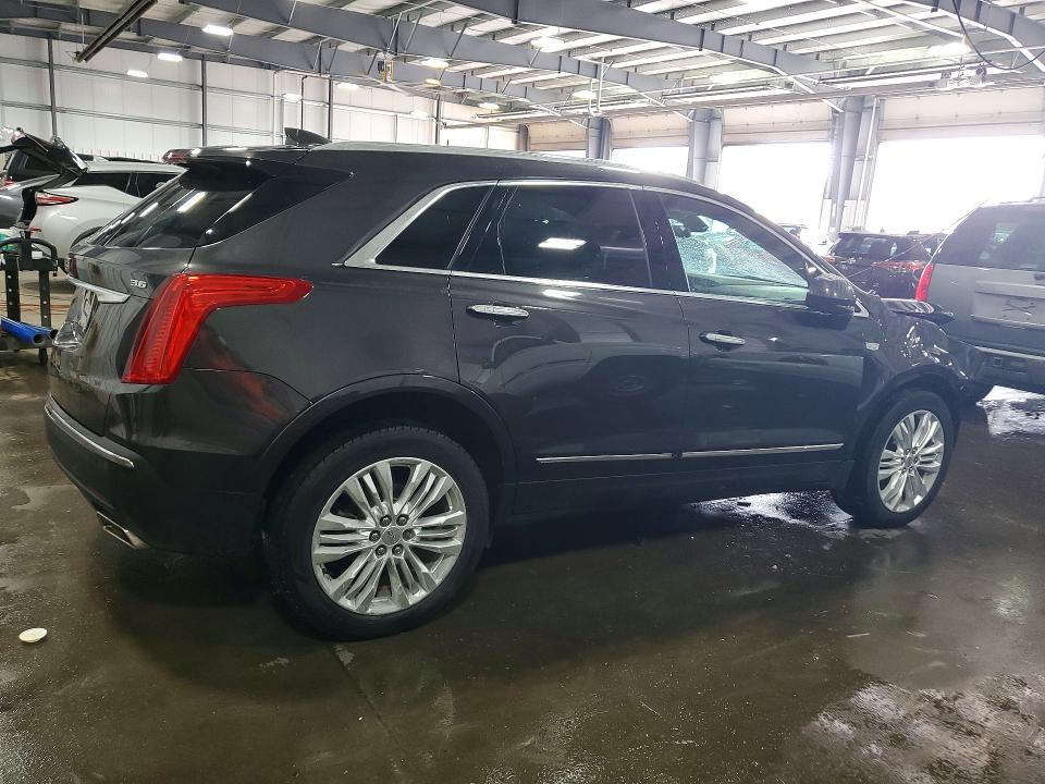 Photo 3 from auction – 2019 CADILLAC XT5 with VIN 1GYKNFRS0KZ155058