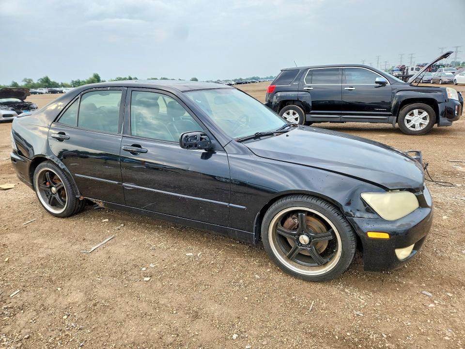 Photo 4 from auction – 2003 LEXUS IS 300 with VIN JTHBD192930068419