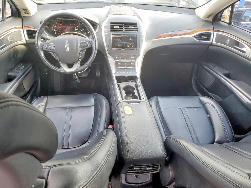 Photo 8 from auction – 2016 LINCOLN MKZ with VIN 3LN6L2G94GR631437