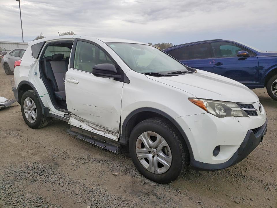 Photo 4 from auction – 2015 TOYOTA RAV4 with VIN JTMZFREV6FJ049589