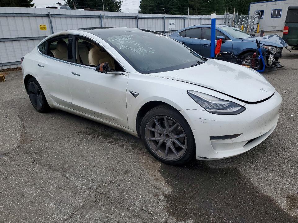 Zdjęcie 4 z aukcji – 2020 TESLA MODEL 3 z VIN 5YJ3E1EA3LF709629