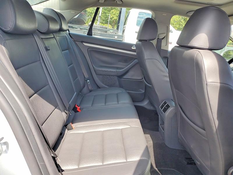 Photo 10 from auction – 2008 VOLKSWAGEN JETTA with VIN 3VWRM71K88M163246