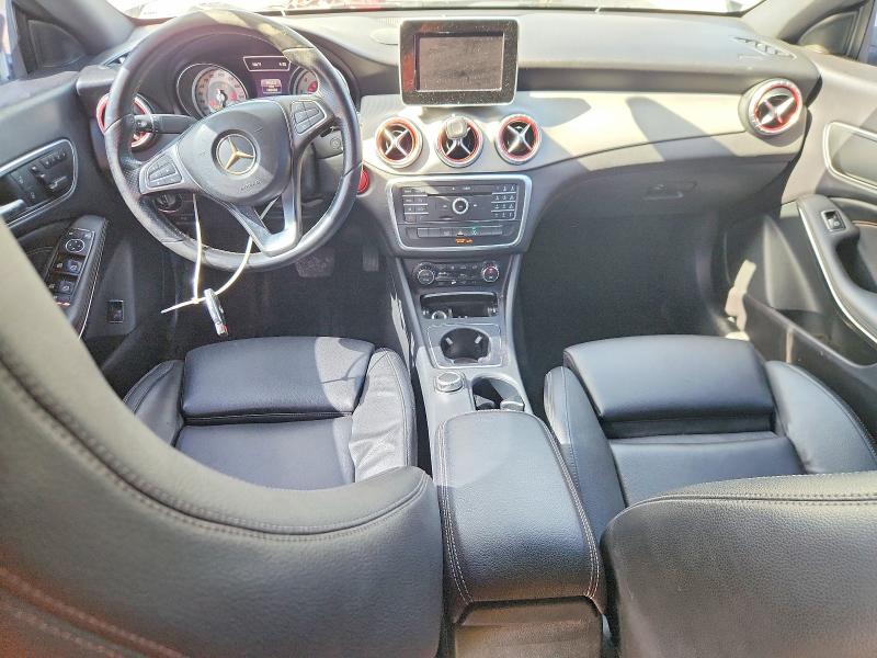Photo 8 from auction – 2016 MERCEDES-BENZ CLA with VIN WDDSJ4EB1GN327162