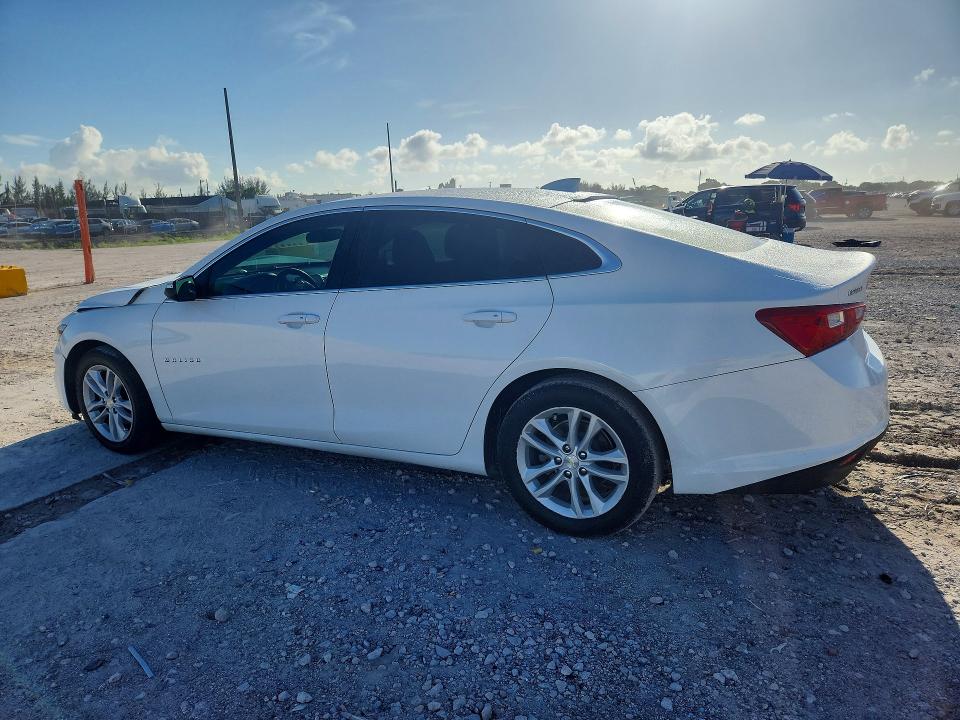 Photo 2 from auction – 2018 CHEVROLET MALIBU with VIN 1G1ZD5ST2JF184851