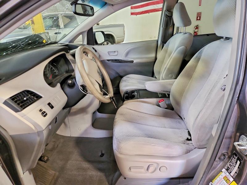 Photo 7 from auction – 2013 TOYOTA SIENNA with VIN 5TDKK3DC8DS376568