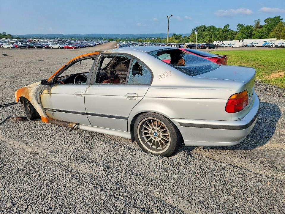 Photo 2 from auction – 2000 BMW 540 with VIN WBADN5343YGC95614