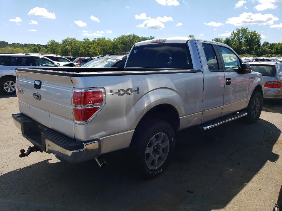 Photo 3 from auction – 2011 FORD F150 with VIN 1FTFX1ETXBFA90448