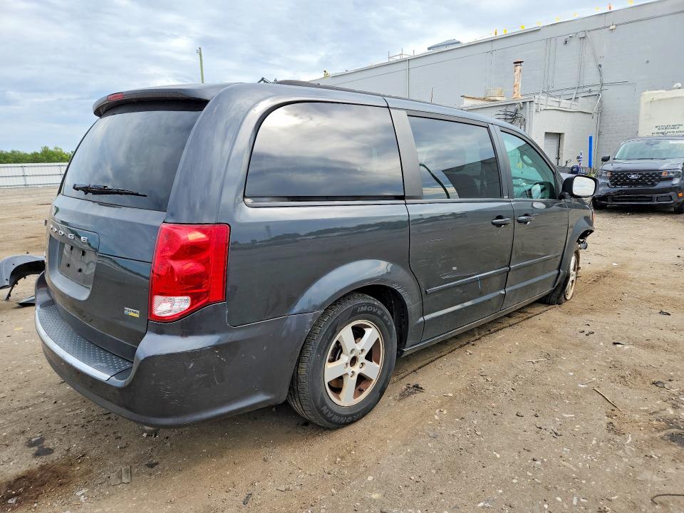 Photo 3 from auction – 2012 DODGE GRAND CARAVAN with VIN 2C4RDGCG5CR121940