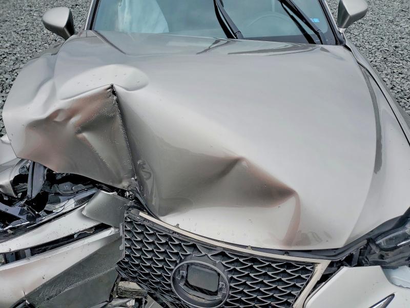 Photo 11 from auction – 2020 LEXUS IS with VIN JTHG81F2XL5042638