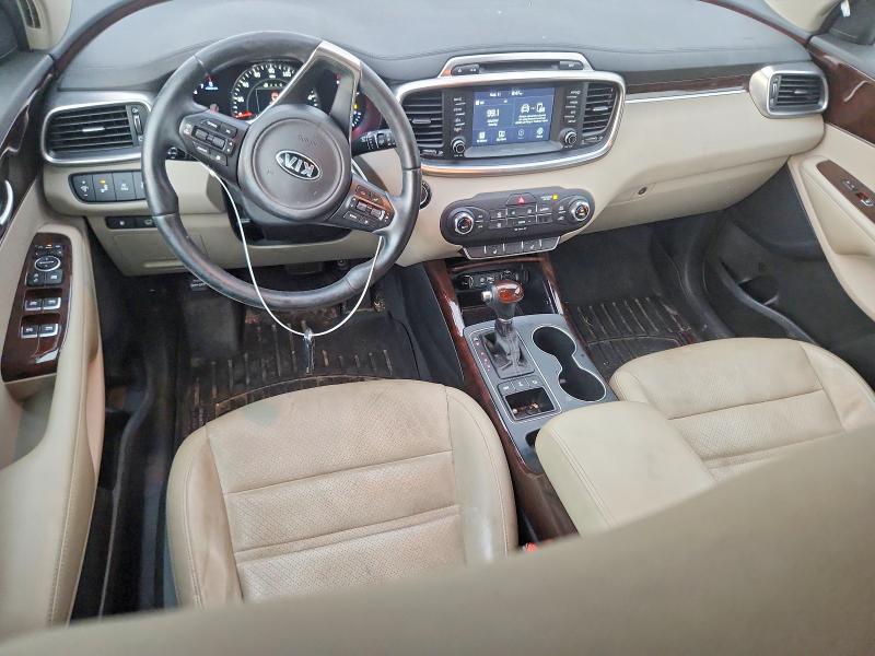 Photo 8 from auction – 2017 KIA SORENTO with VIN 5XYPHDA50HG337394