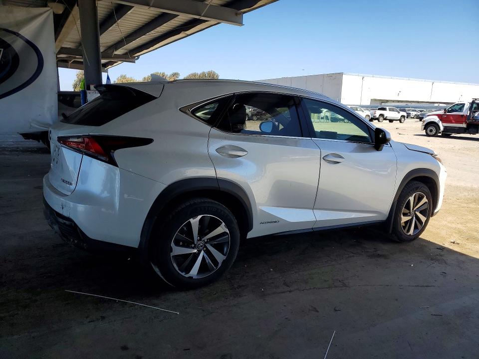 Photo 3 from auction – 2018 LEXUS NX with VIN JTJBJRBZ5J2094787