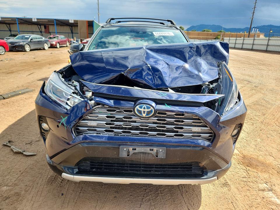 Photo 5 from auction – 2021 TOYOTA RAV4 with VIN 4T3E6RFV1MU041024