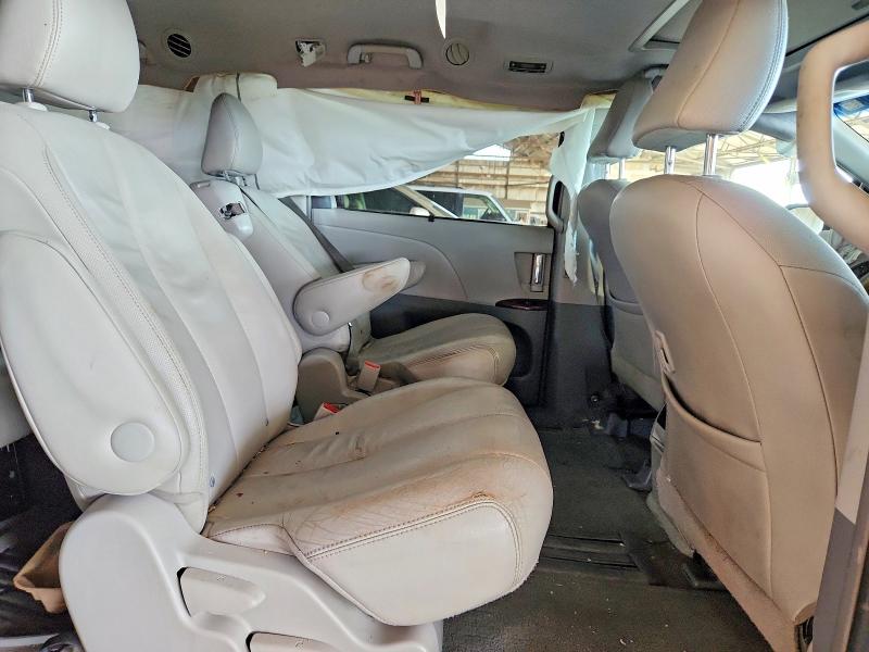 Photo 11 from auction – 2013 TOYOTA SIENNA with VIN 5TDYK3DC8DS393672