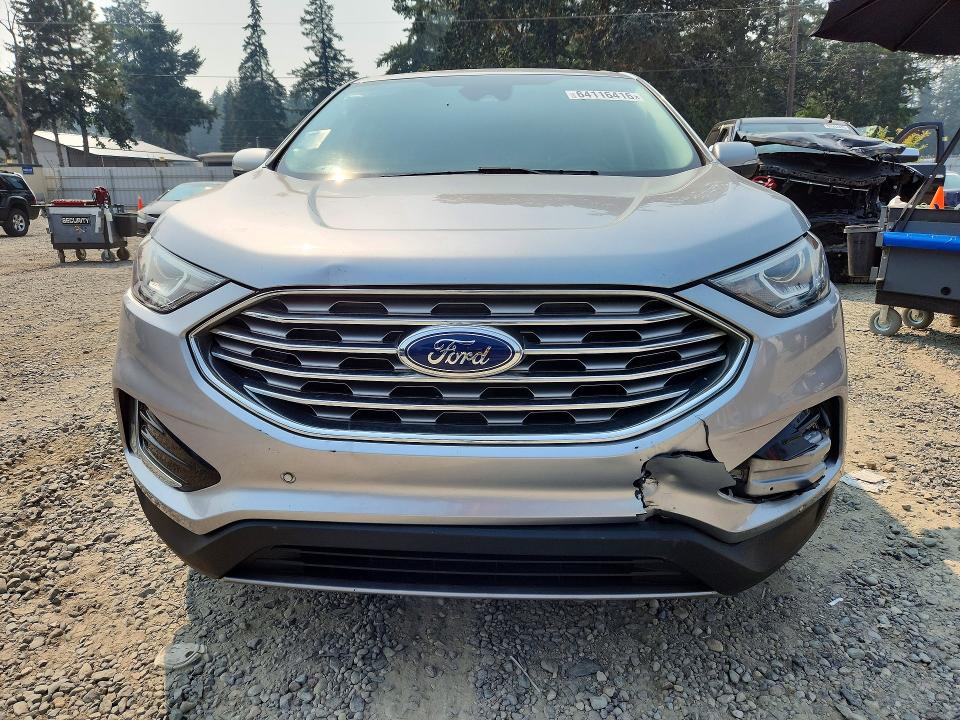 Photo 5 from auction – 2022 FORD EDGE with VIN 2FMPK4K97NBA39536