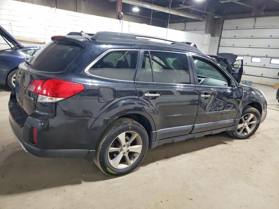 Photo 3 from auction – 2013 SUBARU OUTBACK with VIN 4S4BRCSC4D3286720