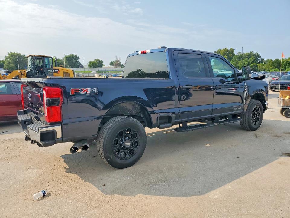 Photo 3 from auction – 2023 FORD F350 with VIN 1FT8W3BT0PEC05065