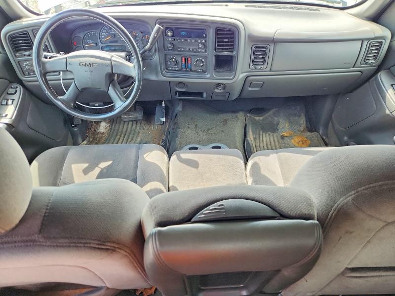 Photo 8 from auction – 2005 GMC NEW SIERRA with VIN 1GTEK19B65E143426
