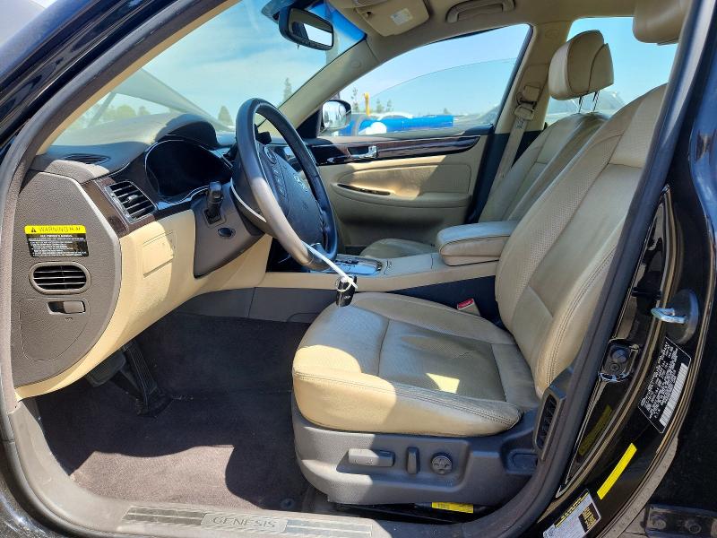 Photo 7 from auction – 2011 HYUNDAI GENESIS with VIN KMHGC4DE5BU128518