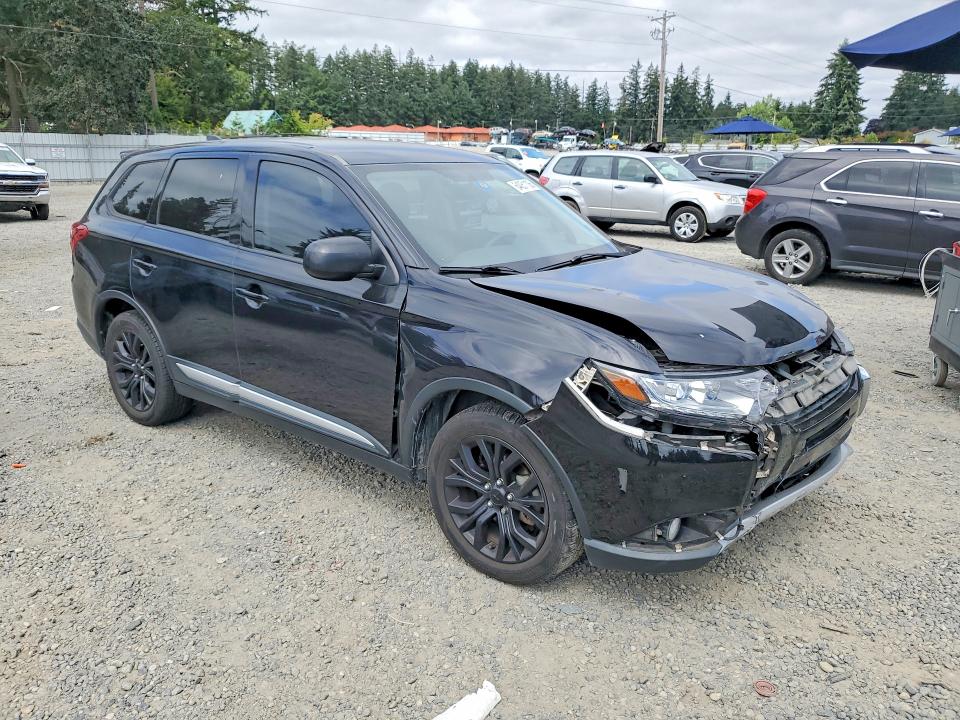 Photo 4 from auction – 2018 MITSUBISHI OUTLANDER with VIN JA4AD2A36JZ009905