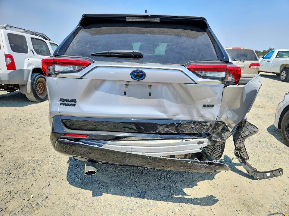 Photo 6 from auction – 2022 TOYOTA RAV4 PRIME with VIN JTMEB3FV1ND080154