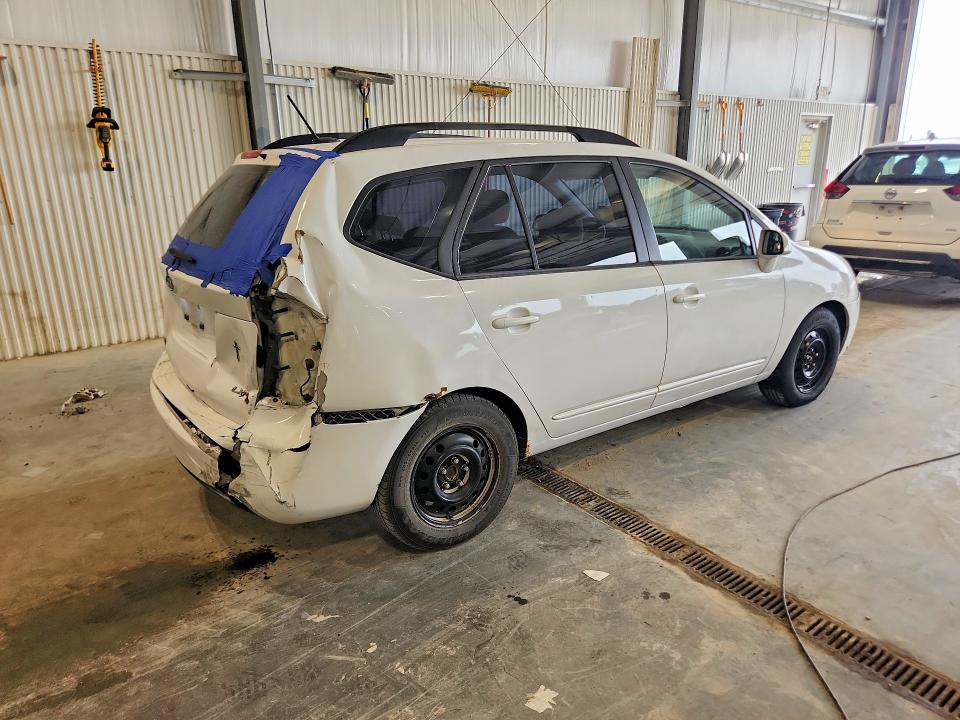 Photo 3 from auction – 2009 KIA RONDO with VIN KNAFG528697256179