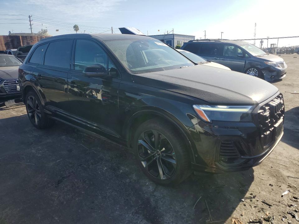 Photo 4 from auction – 2025 AUDI Q7 with VIN WA1LVBF79SD022759