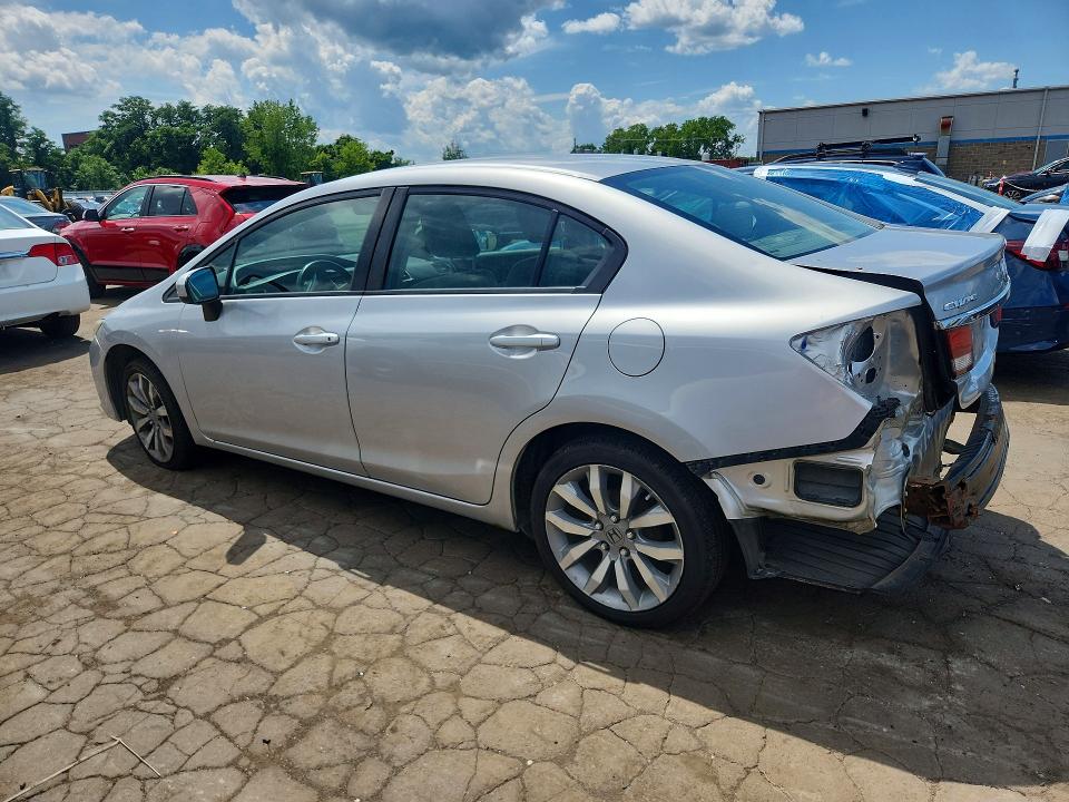 Photo 2 from auction – 2015 HONDA CIVIC with VIN 19XFB2F57FE018515