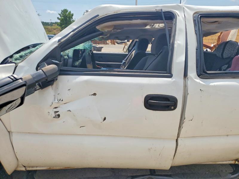 Photo 7 from auction – 2006 CHEVROLET SILVERADO with VIN 1GCEK19B56Z110380
