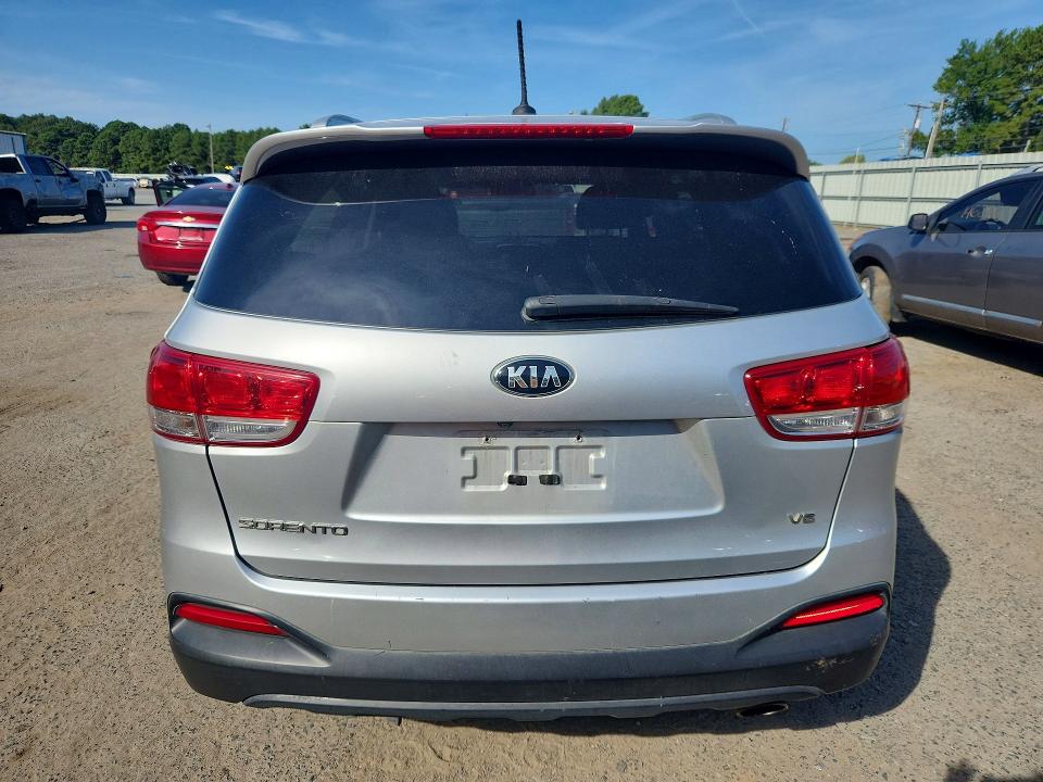 Photo 6 from auction – 2018 KIA SORENTO with VIN 5XYPG4A5XJG402180