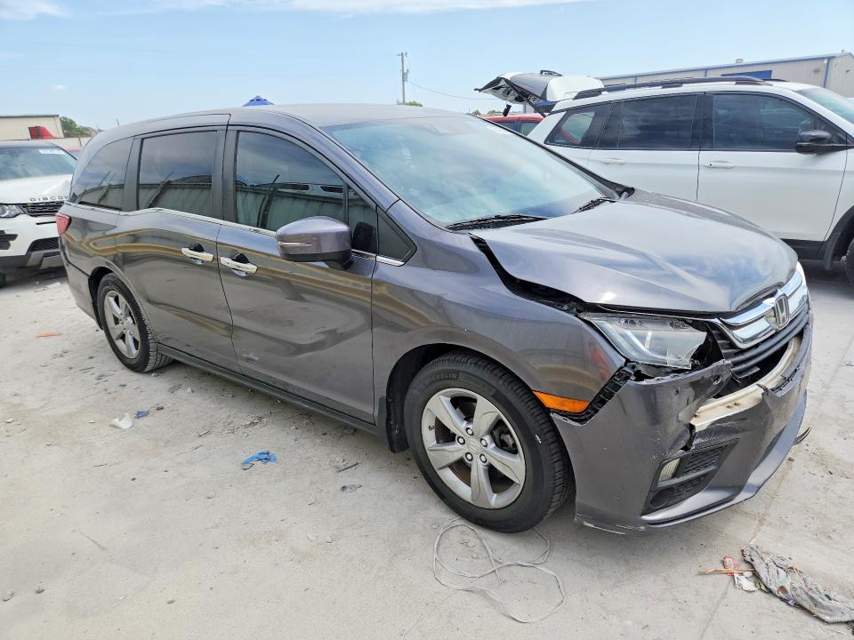 Photo 4 from auction – 2018 HONDA ODYSSEY with VIN 5FNRL6H50JB033178
