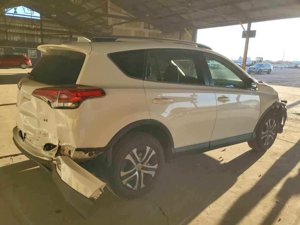 Photo 3 from auction – 2018 TOYOTA RAV4 with VIN JTMZFREV1JJ197237