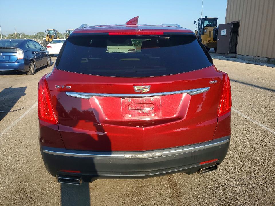 Photo 6 from auction – 2017 CADILLAC XT5 with VIN 1GYKNCRS8HZ320166