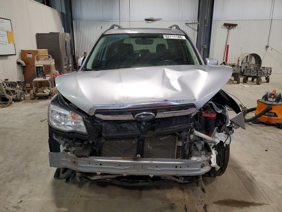 Photo 5 from auction – 2017 SUBARU FORESTER with VIN JF2SJAEC6HH511015
