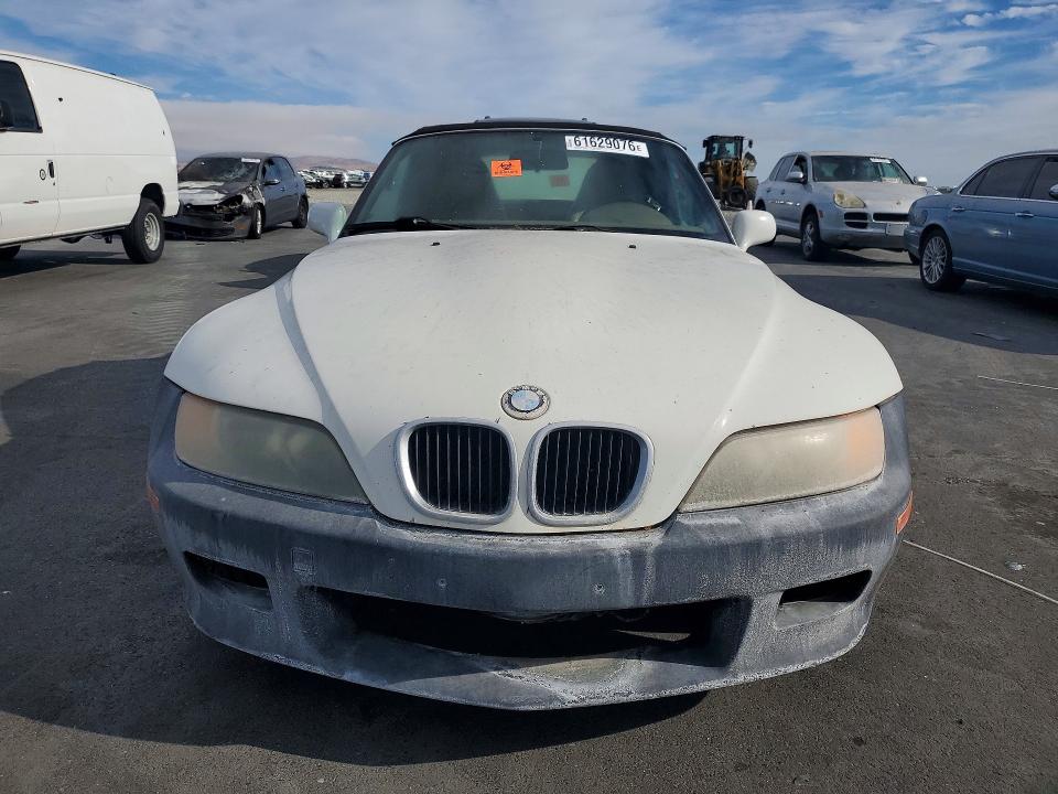 صورة رقم 5 من المزاد - 2000 BMW Z3 مع VIN 4USCH9341YLG02826