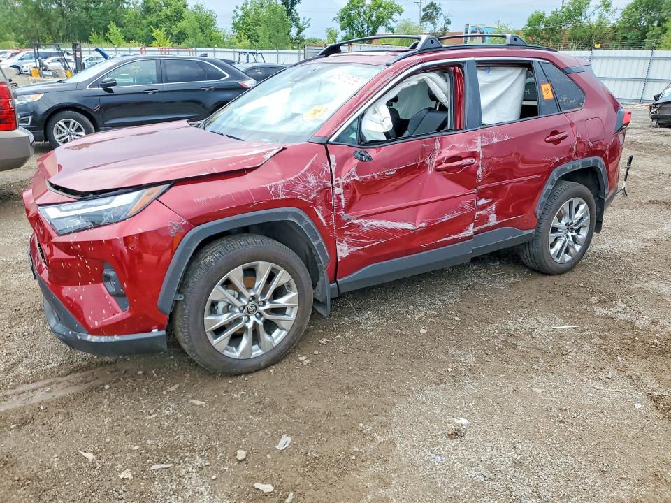 TOYOTA RAV4 2025 с VIN 2T3A1RFV2SW540232 - Фото с аукциона